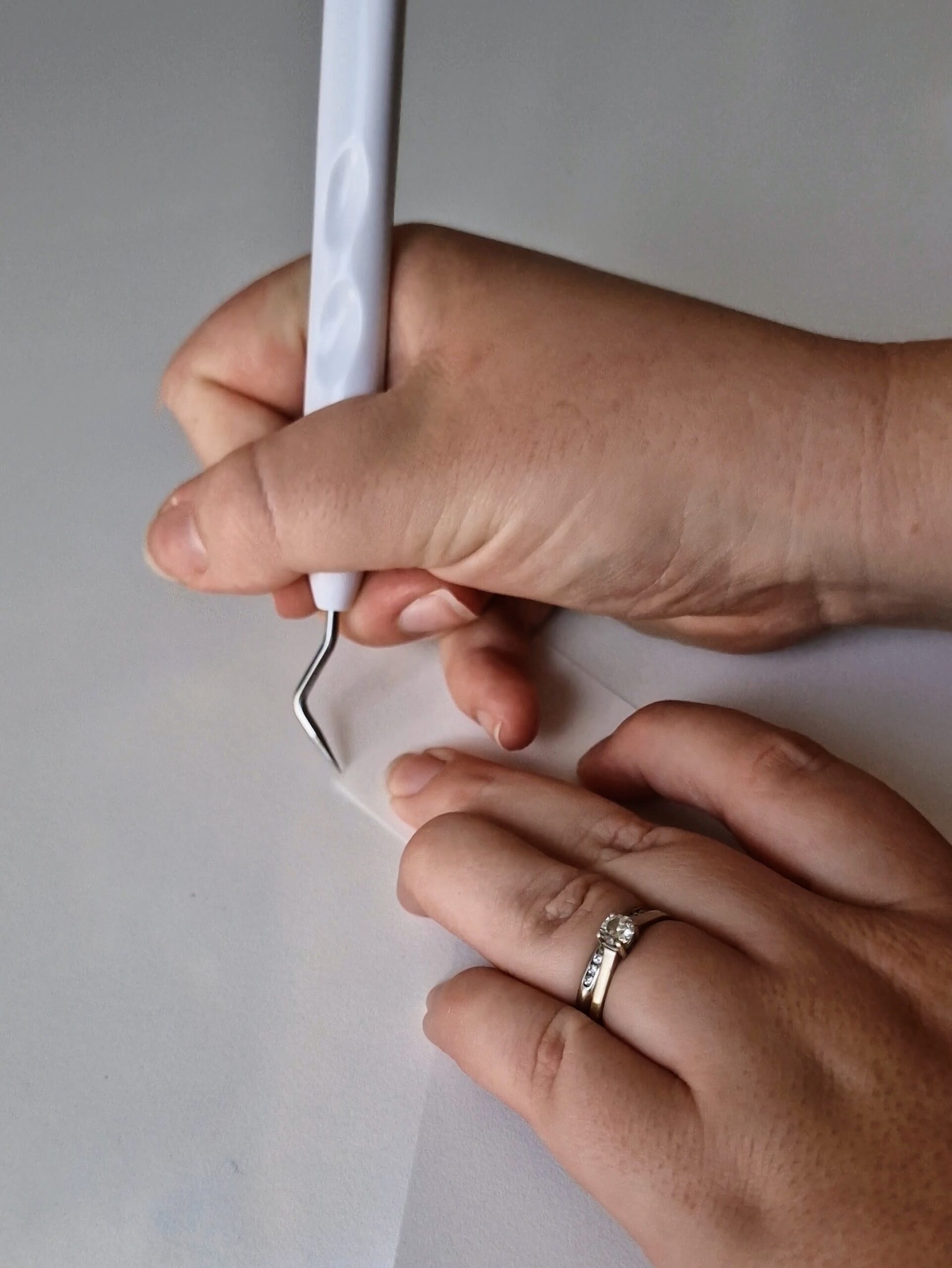 Met de hand personaliseren bij Atelier Strik