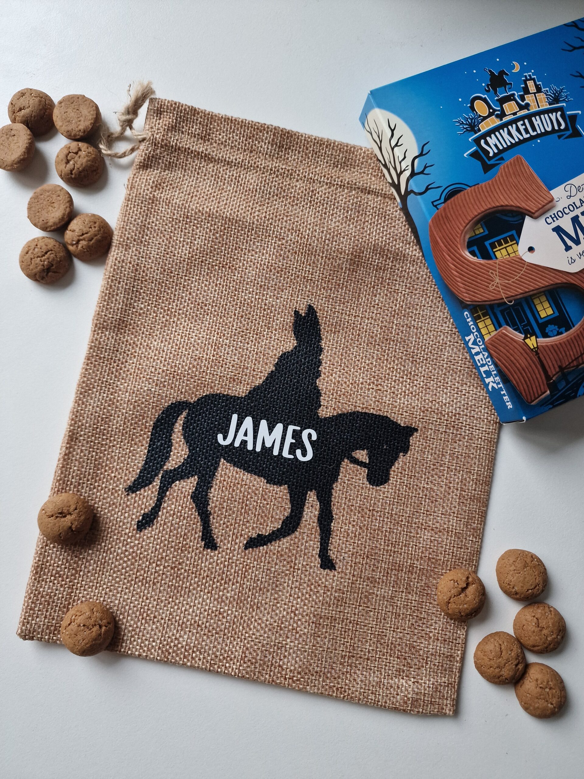 Gepersonaliseerd cadeauzakje met naam voor Sinterklaas van Atelier Strik